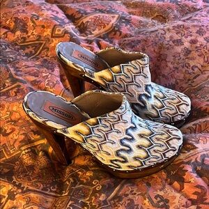 Missoni Women's Zigzag Patterned Mules - Cream and Brown